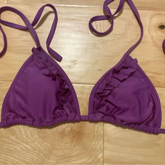 G21 Metallic Purple Ruffled String Bikini Swimsuit Size Medium - Picture 2 of 15